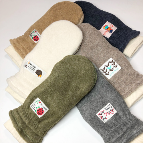 キスマイツムツムとカイロ、手ぬぐい、袋 Amazon | KINCHO どんと 使い捨てカイロ 貼らないタイプ 30個入 薄型