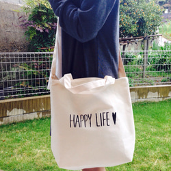 HAPPY LIFE ショルダーLサイズ ロゴトートバッグ 1枚目の画像