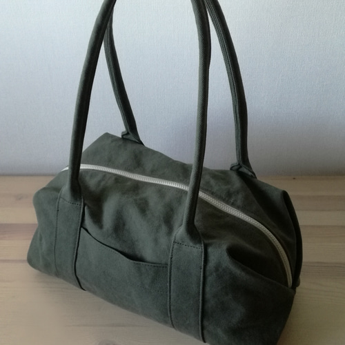 美品！オリーブグリーン ボストンバッグ