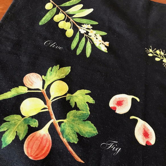 キッチンクロス 黒　Fruits & Flowers Kitchen cloth Black 3枚目の画像