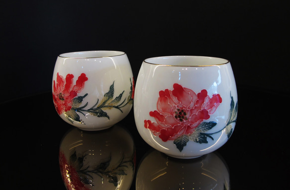 浮彩花相陶瓷對杯 「芍藥花 紅花」 第4張的照片