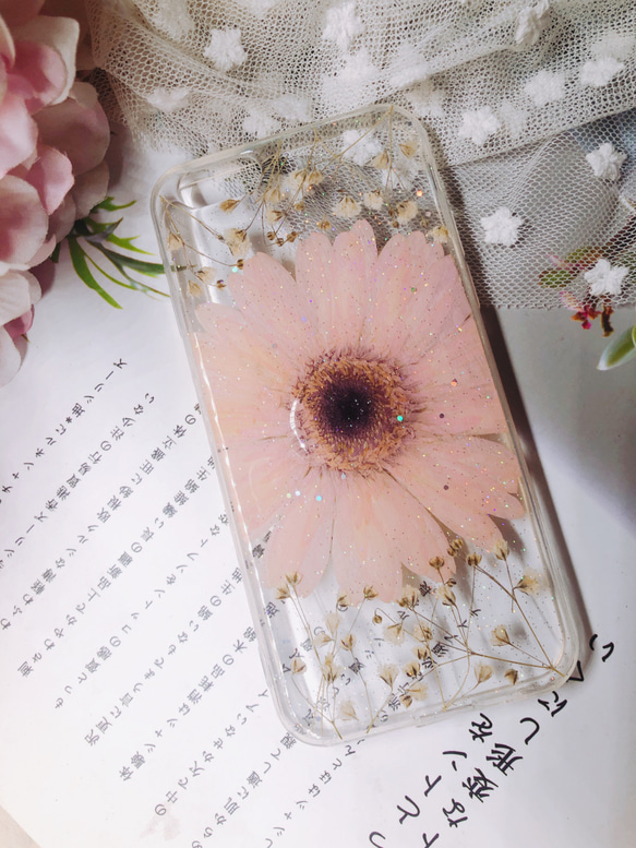 大きなピンクの花 スマホケース  iphone15 iphone11pro iphone12pro/14pro/14 1枚目の画像