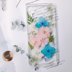 ピンク花と青い 人気押し花ケース iPhone14 Xperia XZ  Galaxy S10+ iPhone11/13 2枚目の画像