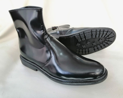 2_b91a79898764856fd41787d7c303