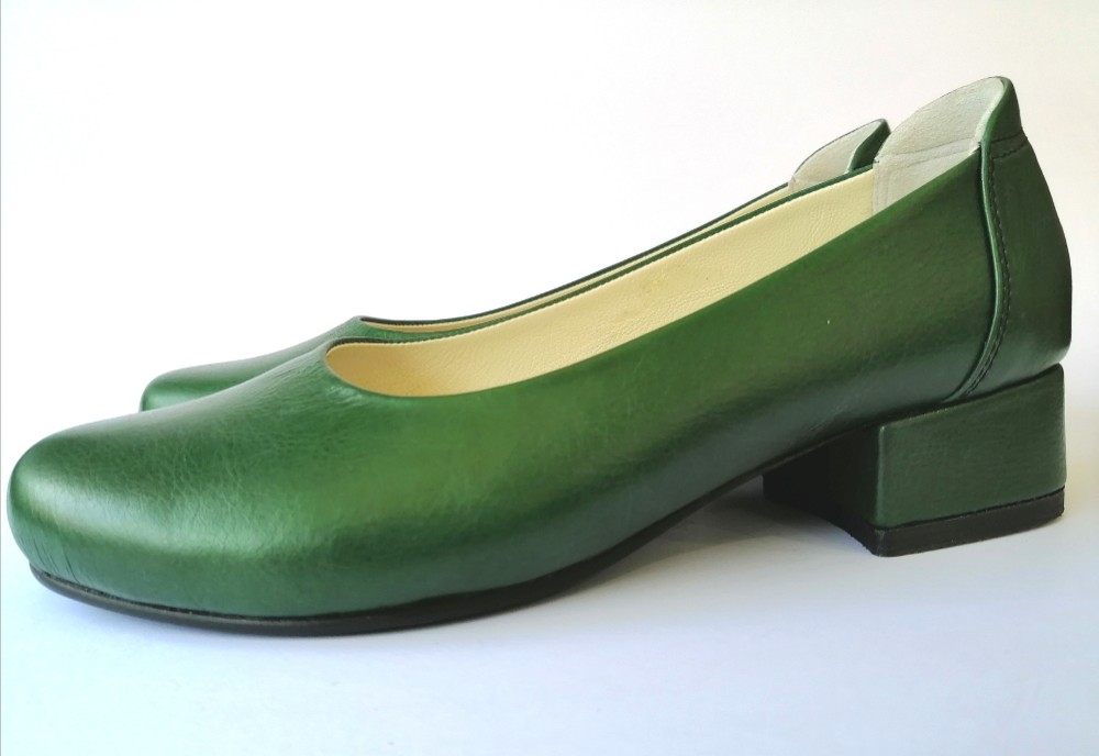 ◇外反母趾対応◇足に馴染む本革◇軽く履きやすい◇大人可愛い革靴◇牛革◇3.5cm◇グリーン◇サイズ無料調整◇