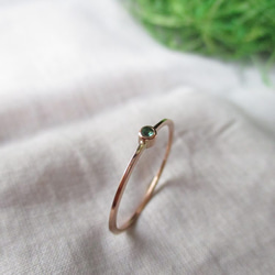 世界一細い　極細平打18金 1.8ミリフクリン留め 2枚目の画像