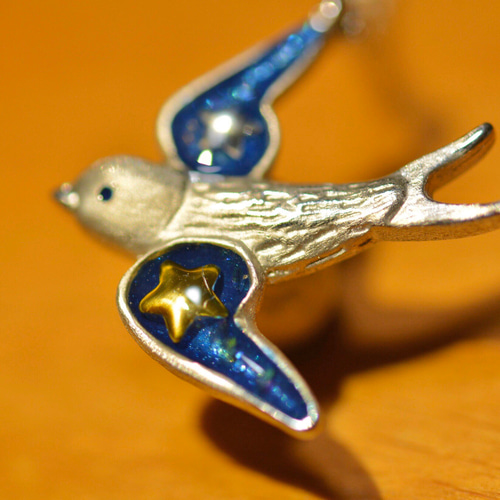 幸福な王子のツバメ•ネックレス【スターリングシルバー製/動物モチーフ