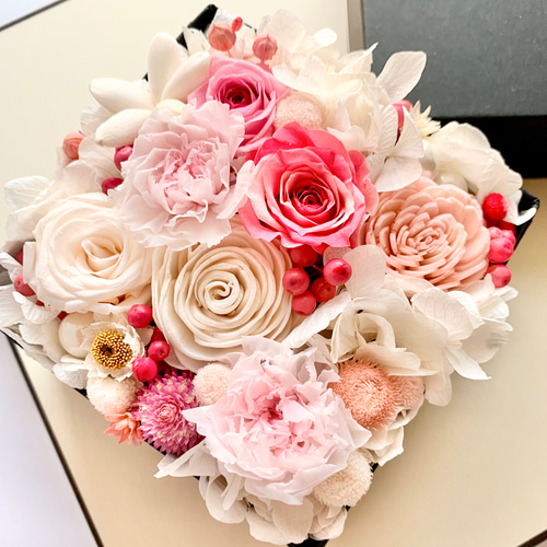 rococo調ペールイエローフラワーリース 造花 直径約42cm