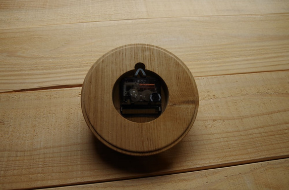 クリの木のまる時計・16ｃｍ 3枚目の画像