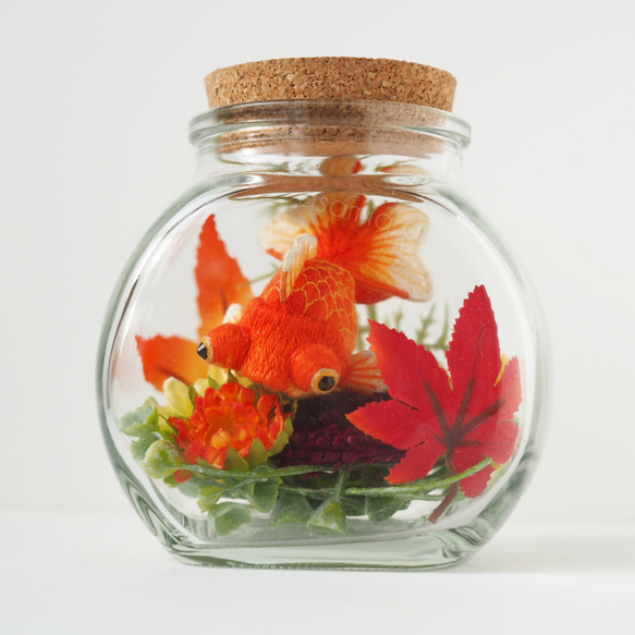 立体刺繍オブジェ】手鞠金魚 デメキン 「紅葉-momiji」 その他人形  