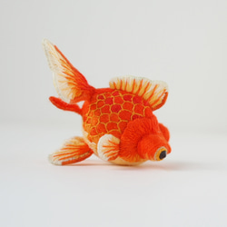 【立体刺繍オブジェ】手鞠金魚 デメキン 「紅葉-momiji」 3枚目の画像