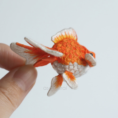 立体刺繍オブジェ】手鞠金魚 リュウキンモデル「朱」 その他置物