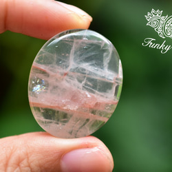 綺麗な石 虹入り☆オパールカルセドニー ルース opc004 天然石 Funky garuda