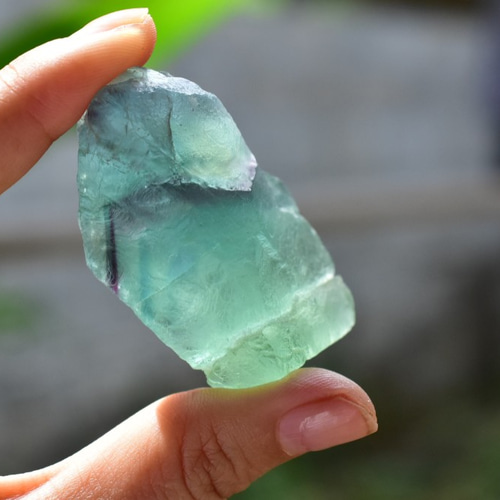 フローライト原石 flo018 天然石 Funky garuda stone 通販