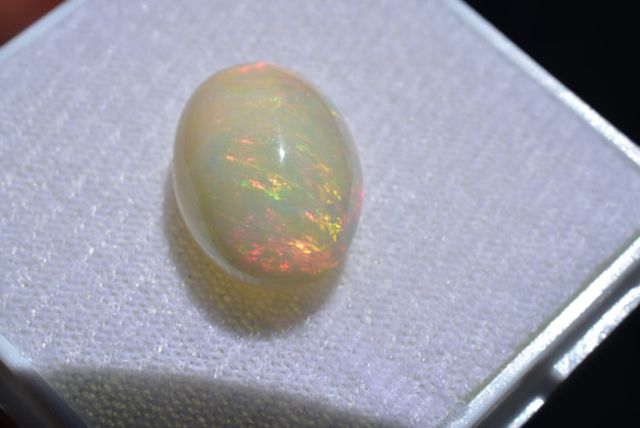 プレシャスオパール 中 ルースopal006 天然石 Funky garuda stone 通販 