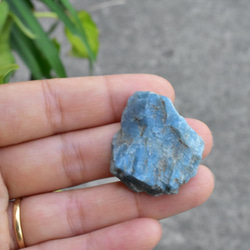 藍晶石★カイヤナイト　原石　kya009 3枚目の画像