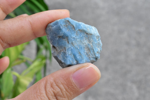 藍晶石★カイヤナイト　原石　kya009 5枚目の画像