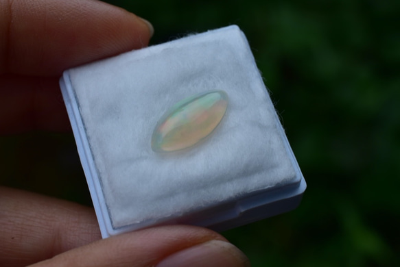 夢の世界★虹プリズム強★エチオピアオパール　ルース opal015 9枚目の画像