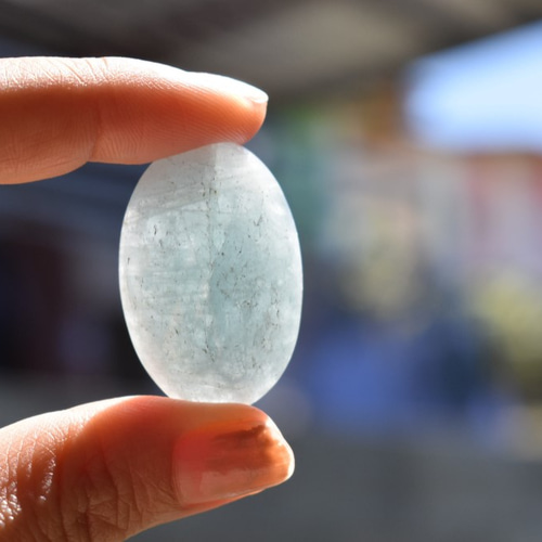 【すぐ届く】アクアマリン ルースaqu003 天然石 パワーストーン どっしり水晶☆アクアマリン ルースaqu003 天然石 Funky garuda