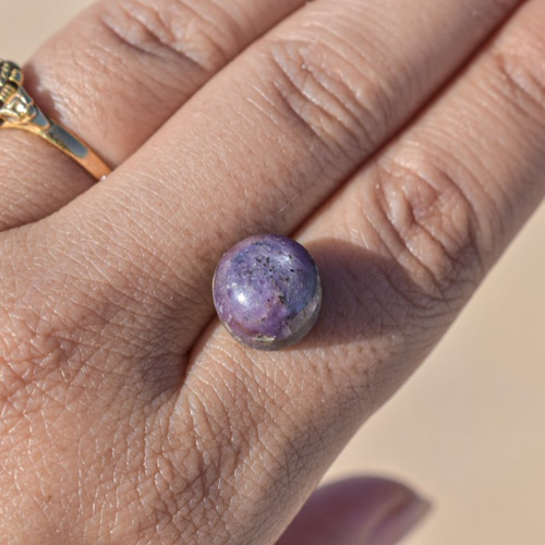 アフリカ産スタールビールースruby005 天然石 Funky garuda 天然石＊ラ