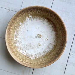 《白結晶器》鉢皿・ボウル　Φ15.3cm（チタン釉）飴色[T-10] 1枚目の画像