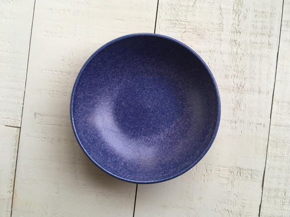 《ブルー器》鉢皿　Φ9.1cm（コバルト／ピンク結晶）［B-02] 3枚目の画像