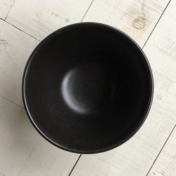 《ノワール器》ボウル・鉢・丼　Φ12.9cm（黒マット釉）［N-07] 4枚目の画像