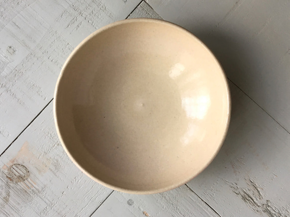 《ピンク器》鉢皿　Φ12.1cm（乳白釉／桃色）［P-11] 3枚目の画像