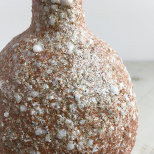 登窯・窖窯／焼締》一輪挿し・徳利（自然釉／緋色／信楽）［S-09