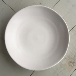 《白マット器》鉢皿　Φ17.1cm（白マット釉／貫入）波　ウェーブ［W-25] 4枚目の画像