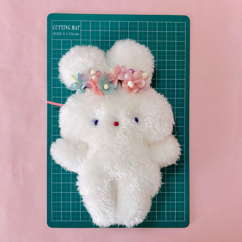 うさぎ♡ぬいぐるみ】花飾り♡フワフワうさちゃん♡ブルーアイ