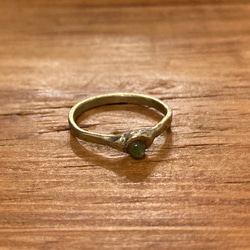 Green flashー緑閃光　真鍮　シーグラス　ガラス　指輪　ピンキーリング　ファランジリング 5枚目の画像