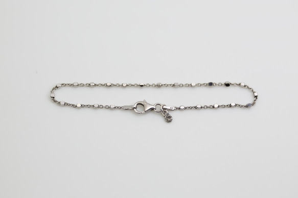 B004) 方塊蛋圈手鍊 Oval Cable Chain with Cubes Bracelet 第1張的照片
