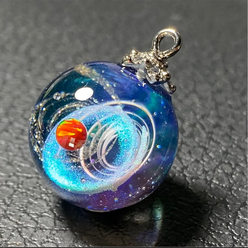 IORI resin 宇宙玉レジンネックレス〜惑星 ネックレス・ペンダント