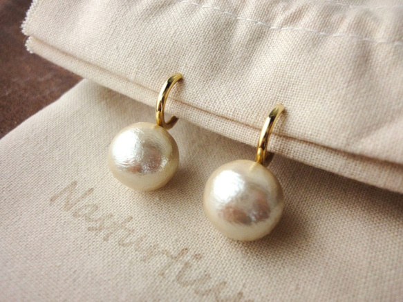 12mm cotton pearl earrings (Kisuka) 1枚目の画像