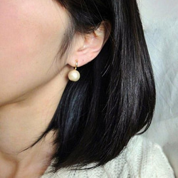 12mm cotton pearl earrings (Kisuka) 5枚目の画像