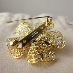 arabesque　brooch（beige） 3枚目の画像