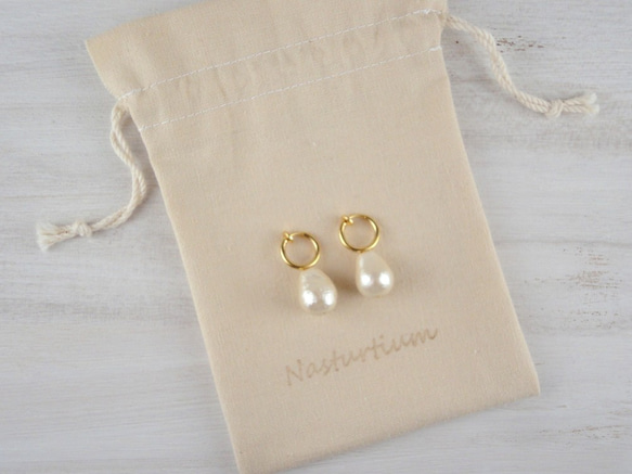 Drop cotton pearl earrings 3枚目の画像