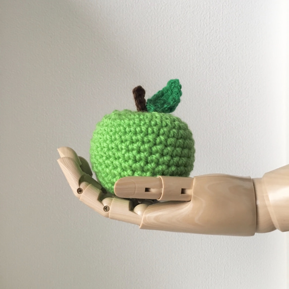 林檎と洋梨の編みぐるみ 3枚目の画像