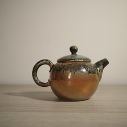 陶藝 柴燒系列 中式茶壺 泡茶壺 180ml 柴燒茶壺 第2張的照片