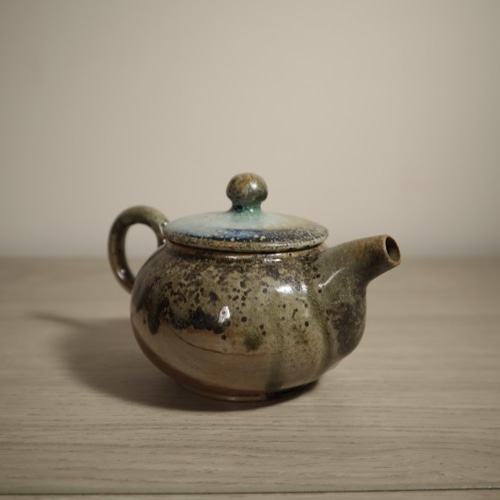 自然藍釉柴燒壺柴燒茶壺140ml 陶藝手拉胚茶壺允手作陶藝工坊的