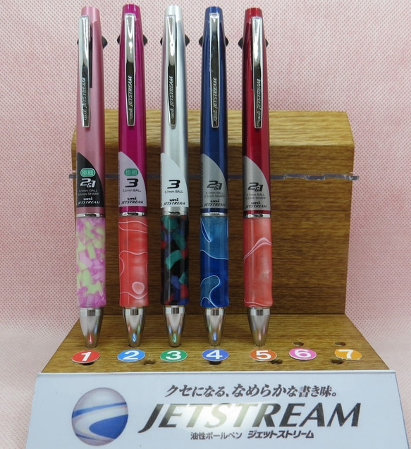 ジェットストリーム２＆１、3向け　アクリルグリップ 1枚目の画像