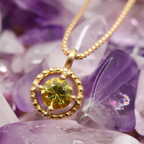 K18プチペンダントトップ 非加熱イエローサファイア ネックレス  