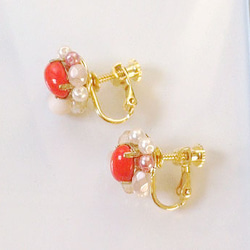 vintage stone earring ; red 3枚目の画像