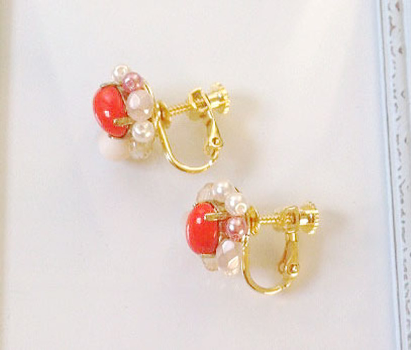 vintage stone earring ; red 3枚目の画像