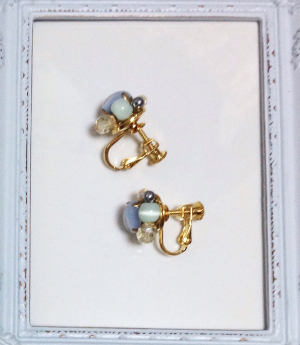 vintage stone earring ; blue 3枚目の画像