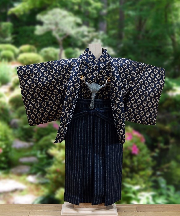 とみこ　羽織袴オーダー ミニチュア・羽織袴／紺地花縞 その他置物 misiro 通販 8179694