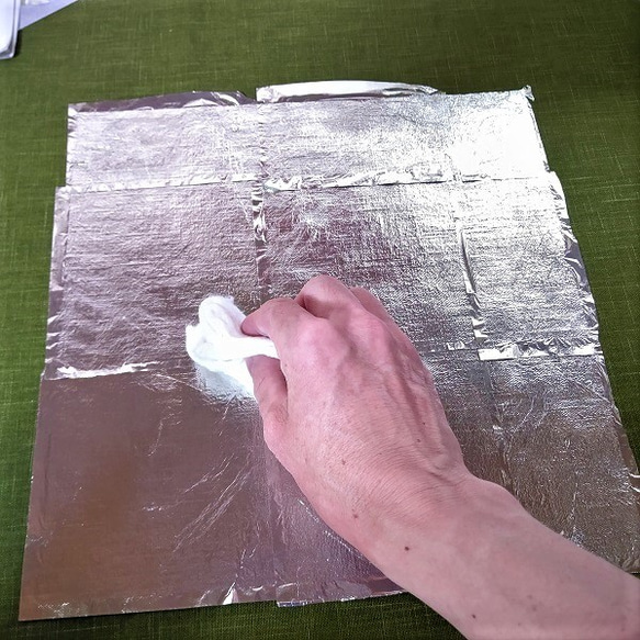 オーダー　金彩工芸　錫箔　真綿箔仕上げ　コットン紬風グリーン色地製　「合切袋」 9枚目の画像