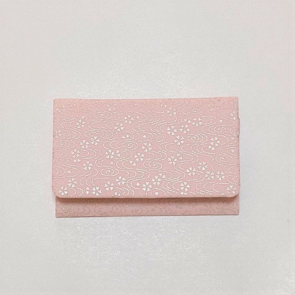 金彩工芸　桜に流水　銀仕上げ　コットンオックス薄ピンク色地製　「名刺入れ・カードケース」 6枚目の画像