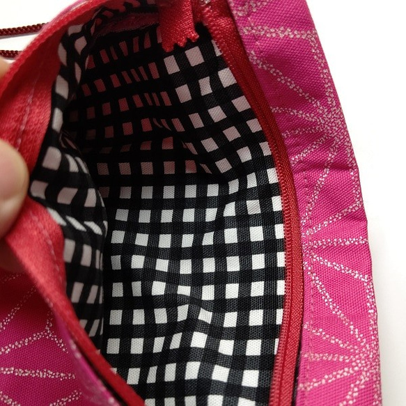 オーダー　金彩工芸　麻の葉　銀仕上げ　コットンオックス濃いピンク地製　「道中財布」 7枚目の画像